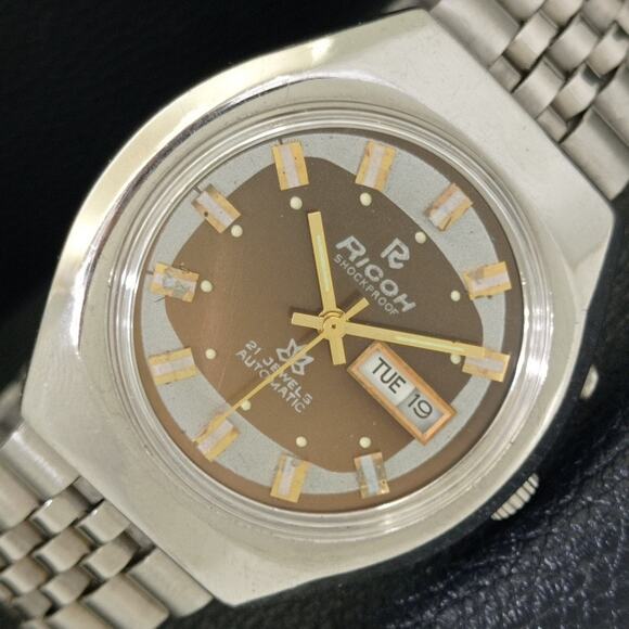 Vintage 1986 Ricoh Automatic Mens Silver Watch W/daydate & Brown accents - Picture 1 of 10